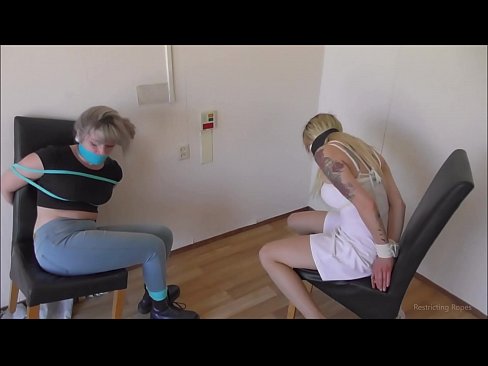 ❤️ Atkarīga / sasietas un ar aizliktām mutēm / damsel in distress ❤️❌ Kaltais porno pie porno lv.pornofilmtv.ru ﹏